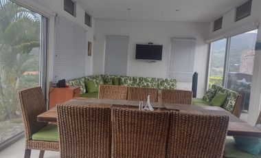 CASA CONDOMINIO en VENTA en La Mesa La Mesa