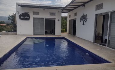 CASA CONDOMINIO en VENTA en La Mesa La Mesa