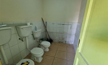 Local Comercial en Venta en Dublé Almeyda