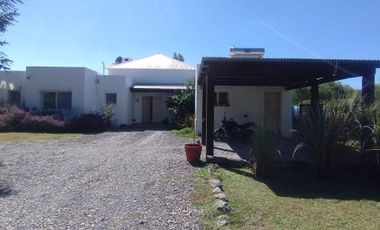 Casa en venta de 3 dormitorios c/ cochera en Praderas de San Lorenzo