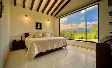 Venta Hermosa Casa Campestre como nueva Parcelacion La Ceja