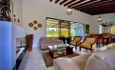Venta Hermosa Casa Campestre como nueva Parcelacion La Ceja