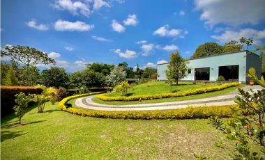 Venta Hermosa Casa Campestre como nueva Parcelacion La Ceja