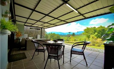 Venta Hermosa Casa Campestre como nueva Parcelacion La Ceja