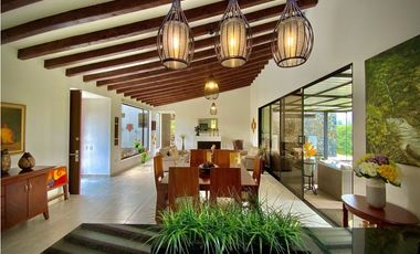 Venta Hermosa Casa Campestre como nueva Parcelacion La Ceja