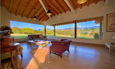 Venta Casa Campestre Parcelación La Ceja