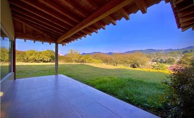Venta Casa Campestre Parcelación La Ceja