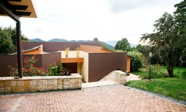 MM190 - VENDO CASA EN ALTOS DE POTOSI / LA CALERA