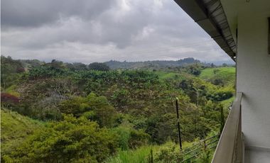 Se Arrienda Casa Campestre en la Cristalina