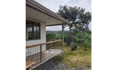 Se Arrienda Casa Campestre en la Cristalina