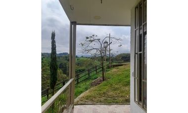Se Arrienda Casa Campestre en la Cristalina