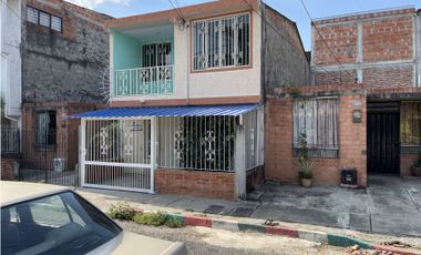 Apartamento en alquiler con garaje para moto, Sembrador, Palmira