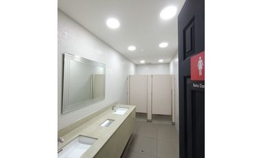 SE ALQUILA LOCAL EN VISTA HERMOSA- $7500