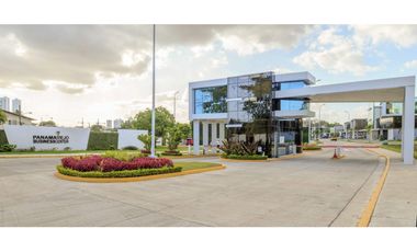 SE VENDEN BODEGAS EN PANAMA VIEJO BUSINESS CENTER!!