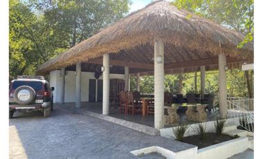 Quinta El Alamo