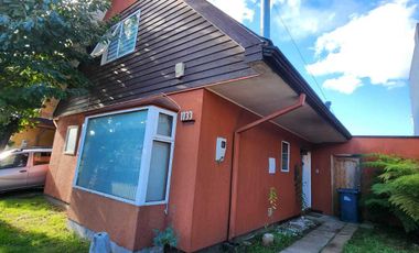OPORUINIDAD Vendemos casa en parque Krahmer, a 10 minuntos del centro,5 minhospital y colegios en Valdivia