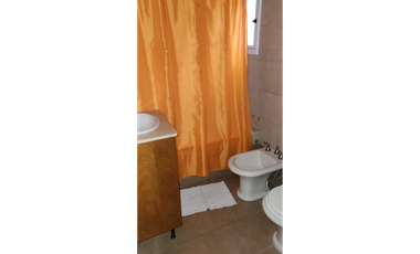 CISNEROS 5955, entre Bruselas y Lisboa, Isidro casanova