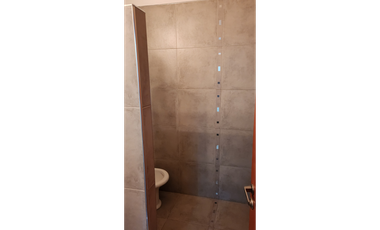 CISNEROS 5955, entre Bruselas y Lisboa, Isidro casanova