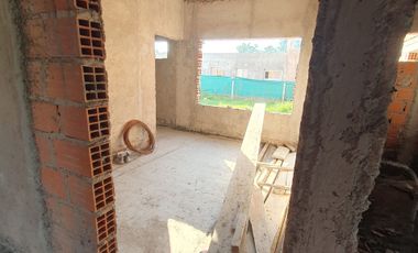 CASA EN CONSTRUCCION VENTA LOS OLMOS CERRILLOS