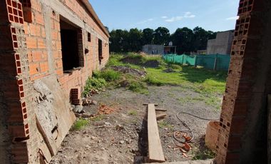 CASA EN CONSTRUCCION VENTA LOS OLMOS CERRILLOS