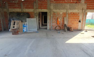 CASA EN CONSTRUCCION VENTA LOS OLMOS CERRILLOS