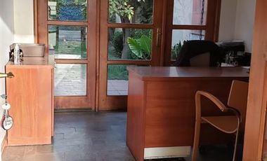 Local Comercial en Venta en Isabel la Católica