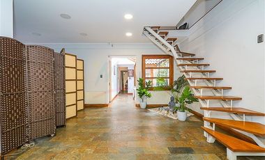 Local Comercial en Venta en Isabel la Católica