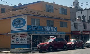 CASA EN VENTA EN JARDINES DE SANTA CLARA SOBRE AVENIDA CIRCUNVALACIÓN
