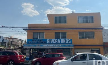 CASA EN VENTA EN JARDINES DE SANTA CLARA SOBRE AVENIDA CIRCUNVALACIÓN