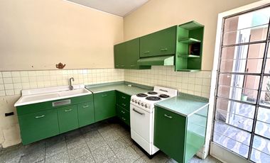 Terreno en san isidro parámetro para 7 pisos