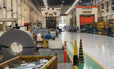 NAVE INDUSTRIAL EN VENTA EN SAN NICOLAS DE LOS GARZA