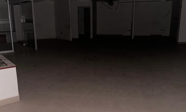 Venta de local comercial 700m2 San nicolás