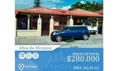 CASA EN ALTOS DE MIRAMAR - SANTIAGO