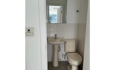 LOCAL 60M2 EN OBARRIO, SORTIS BUSINESS TOWER IMPECABLE JP