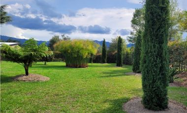 Venta de Lote Ubicado en Unidad Cerrada en la Ceja