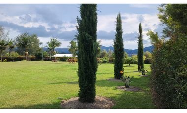 Venta de Lote Ubicado en Unidad Cerrada en la Ceja