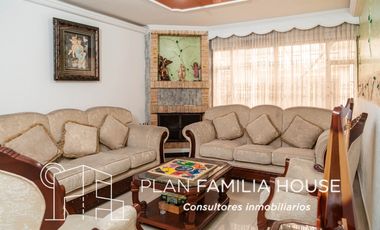 VENTA CASA EN VILLA LUZ