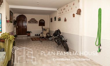 VENTA CASA EN VILLA LUZ
