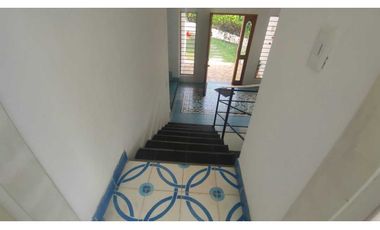 Casa campestre de 2550 M2 en 600 mill en La Mesa Cund COL