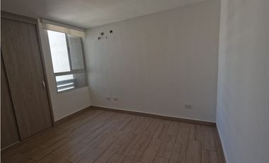 APARTAMENTO EN VENTA EN ALTOS DE LOS ROSALES