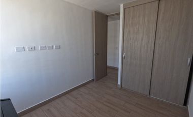 APARTAMENTO EN VENTA EN ALTOS DE LOS ROSALES