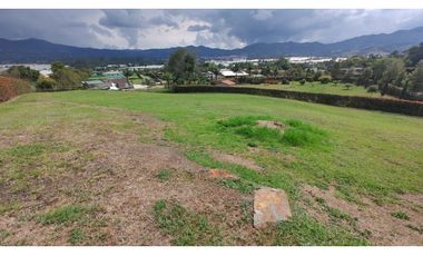 Venta De Lote en Unidad Cerrada en la Ceja