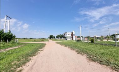 Casa quinta con pileta, La Martina, Puerto Tirol