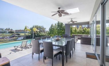 BARRIO NAUTICO ALBA NUEVA EXCLUSIVA CASA