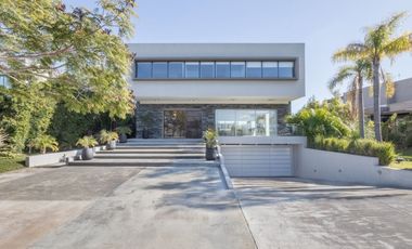 BARRIO NAUTICO ALBA NUEVA EXCLUSIVA CASA