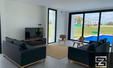 Casa en alquiler de 3 dormitorios  en Barrio Privado Terralagos