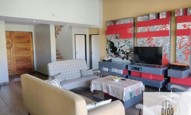 Venta casa 4 dormitorios en Comahue Golf Club