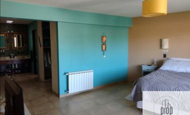 Venta casa 4 dormitorios en Comahue Golf Club