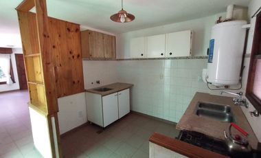 CASA TRES AMBIENTES