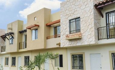 Casas en Venta en Jardines de Ciudad MAYAKOBA en La Riviera Maya